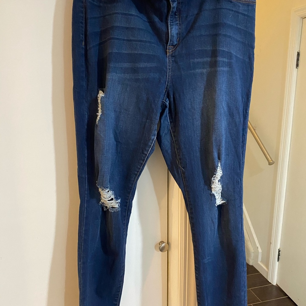 Skinny jeans…..MAKE ME AN OFFER